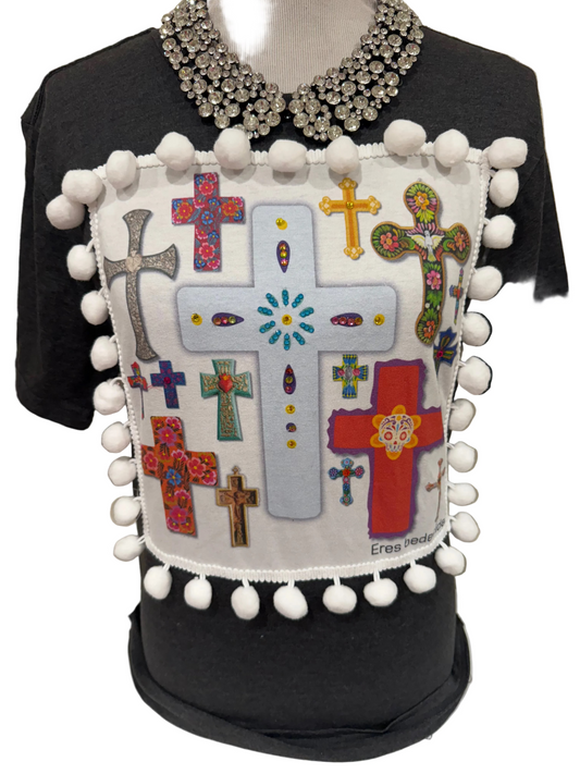 Eres Bendecida Crosses on Crew