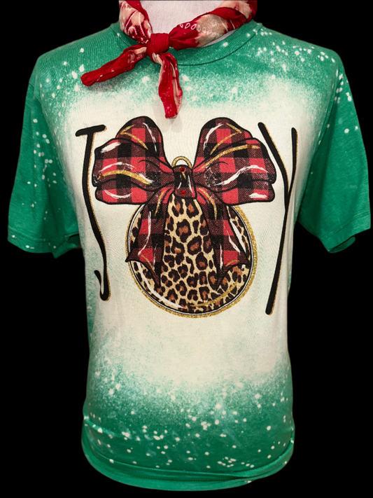 Joy Leopard Ornament on Sports Bleached Kelly Green Crew