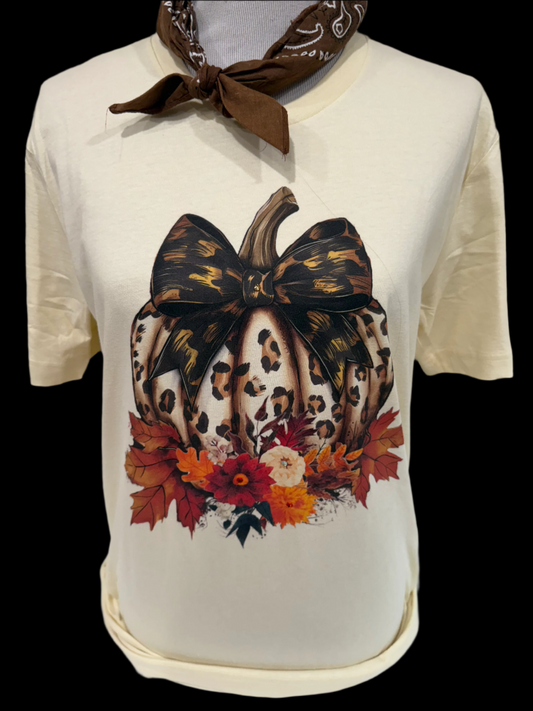 Leopard Pumpkin w/ Leopard Bow on Natural Crew