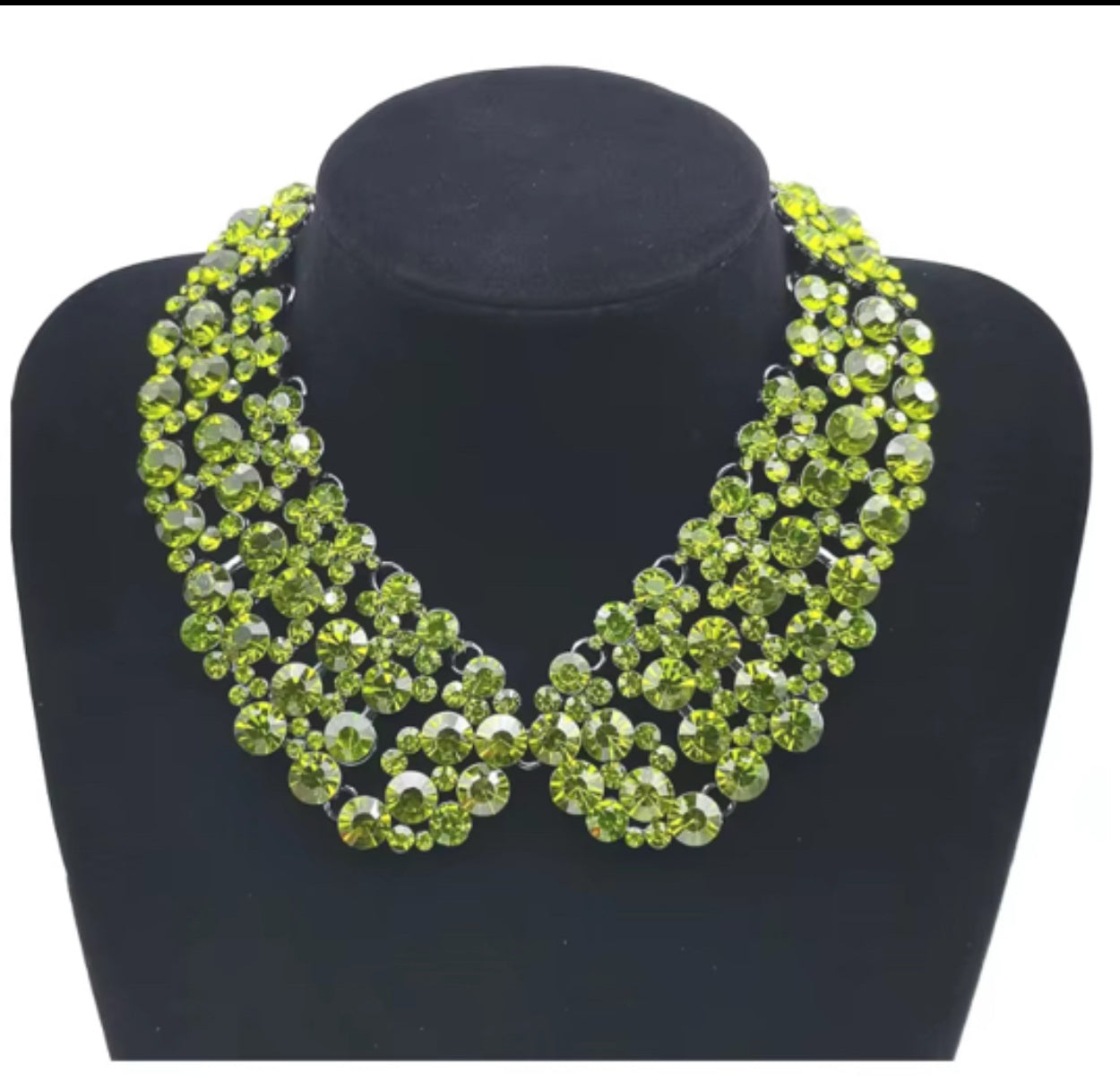 Detachable Blingy Collar